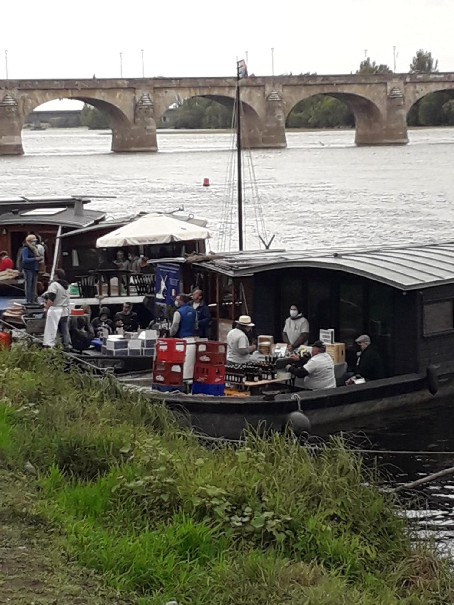 Chambres D'Hotes De L'Ile Du Saule Saumur Exterior foto